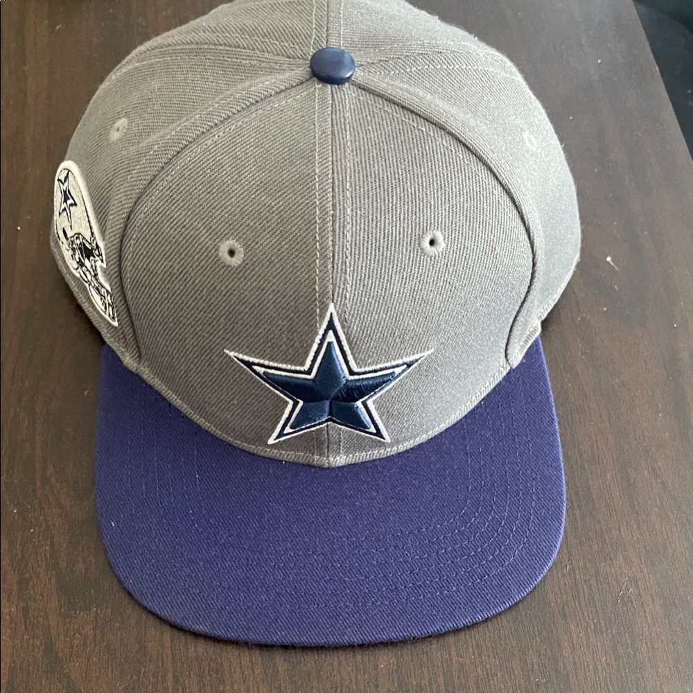 Dallas Cowboy hat like new